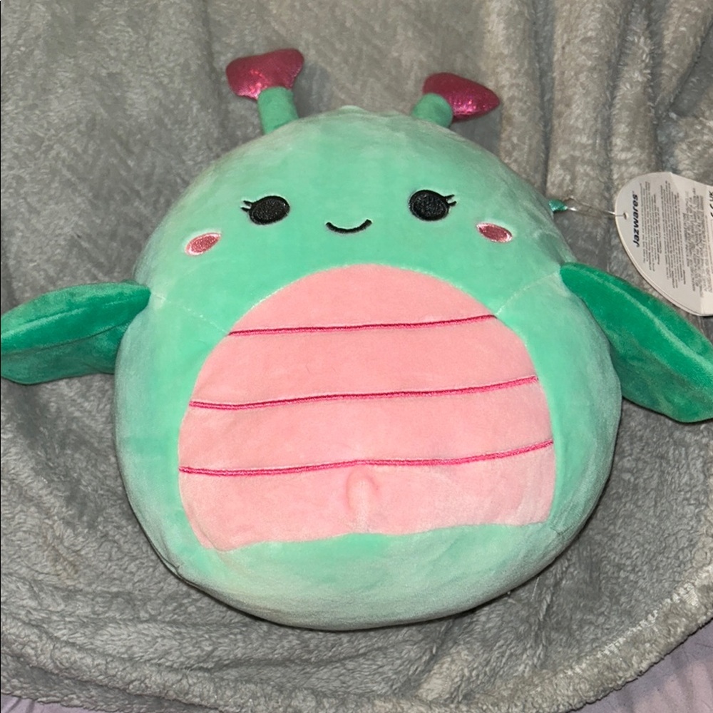 Squishmallows 8” MATTEA Green Caterpillar Valentines 2024 Heart Antenna NWT